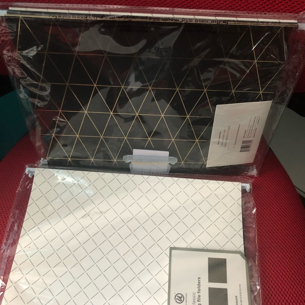 File holders - Picture 2 of 3